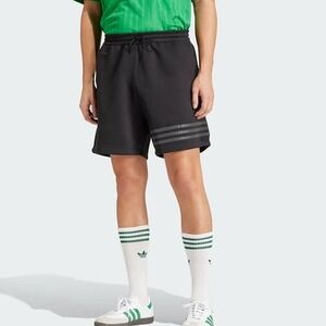 Adidas Originals Neuclassics Shorts IR9430 Size Large